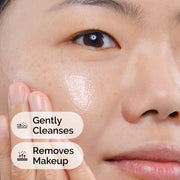 swatch of The Ordinary Squalane Cleanser